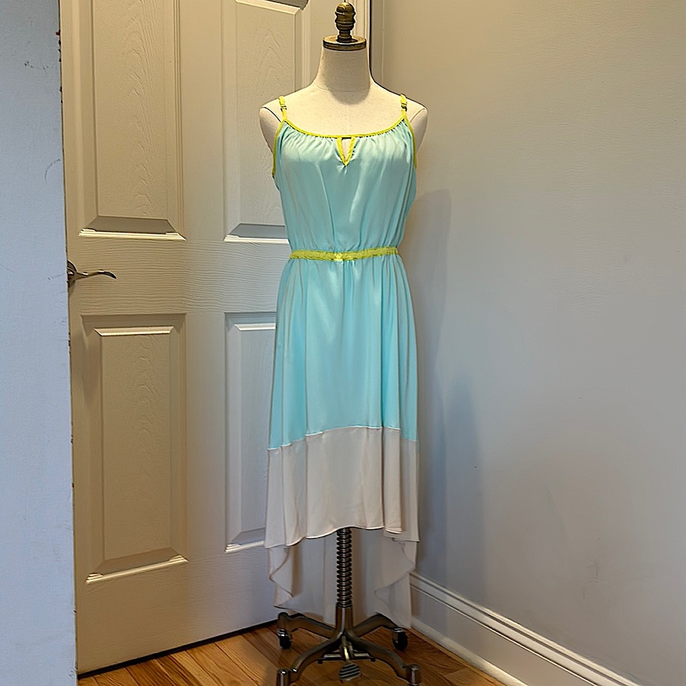 Willow & Clay polyester high/low summer dress with adjustable straps.